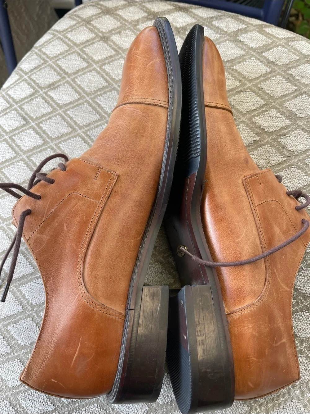 Tan Leather Lace-Up Derby Shoes
